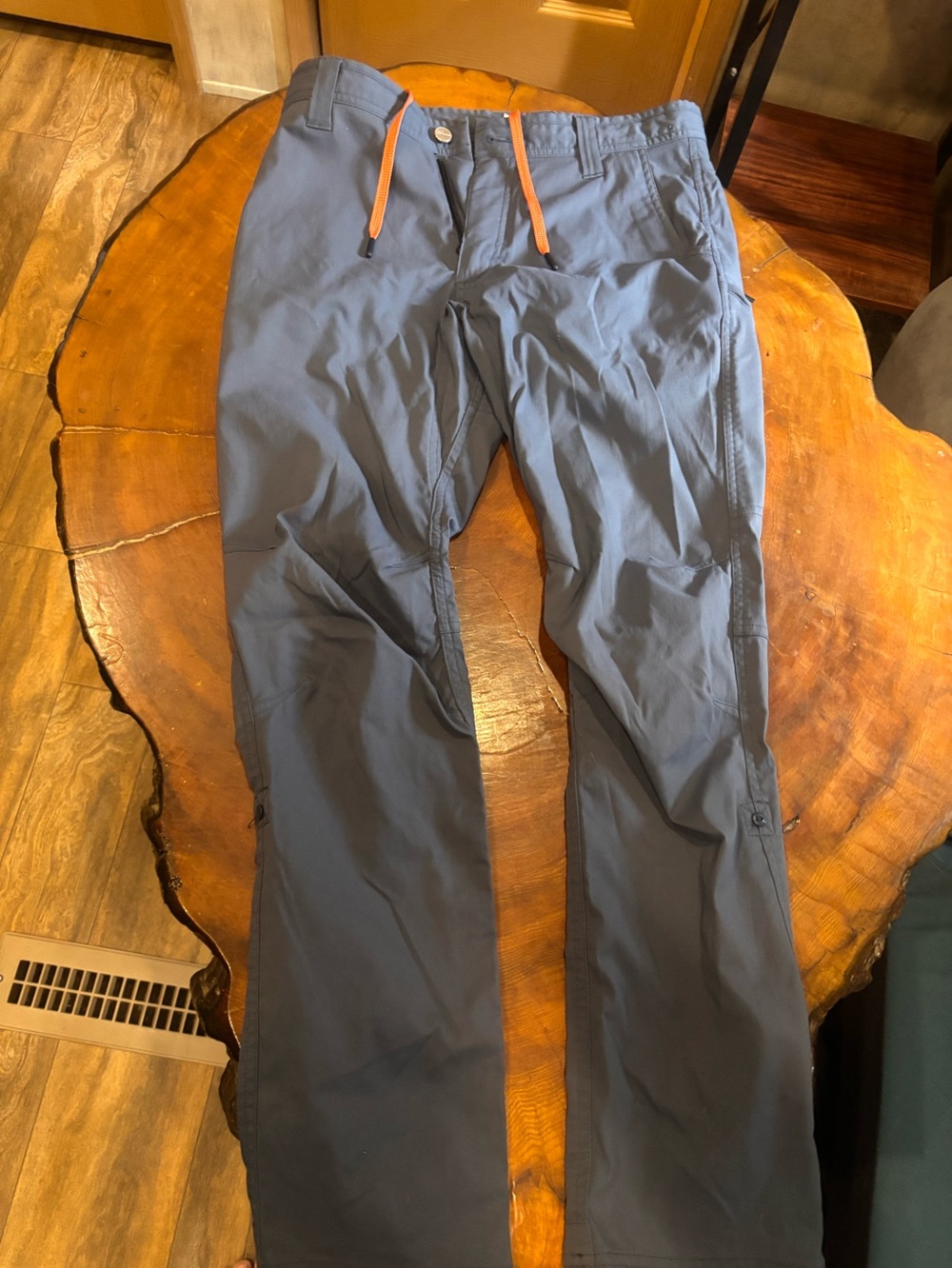 Livsn Men's Lightweight Navy Blue Performance Pants